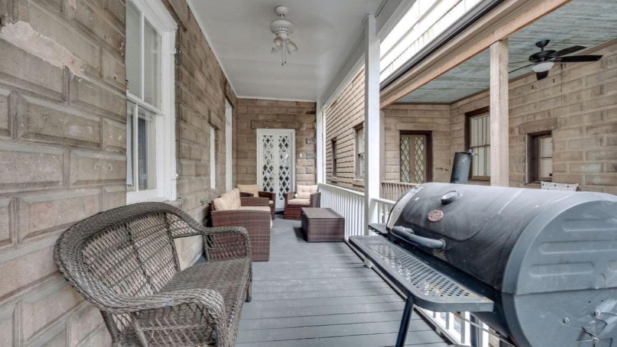Comfortable Escape In Historic Downtown Savannah Kültér fotó